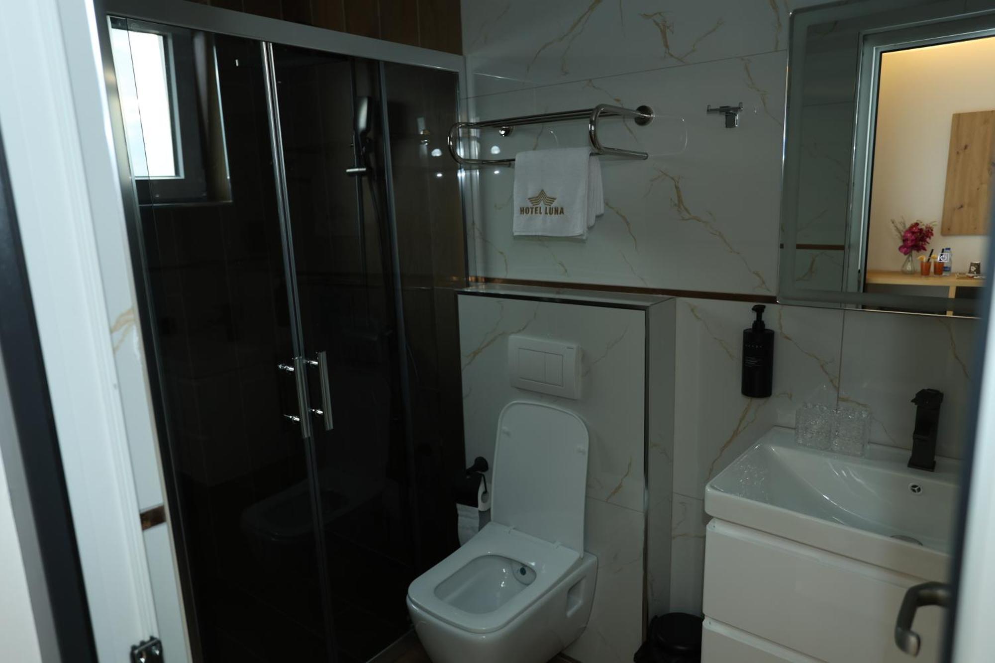 Hotel Luna Prizren Extérieur photo