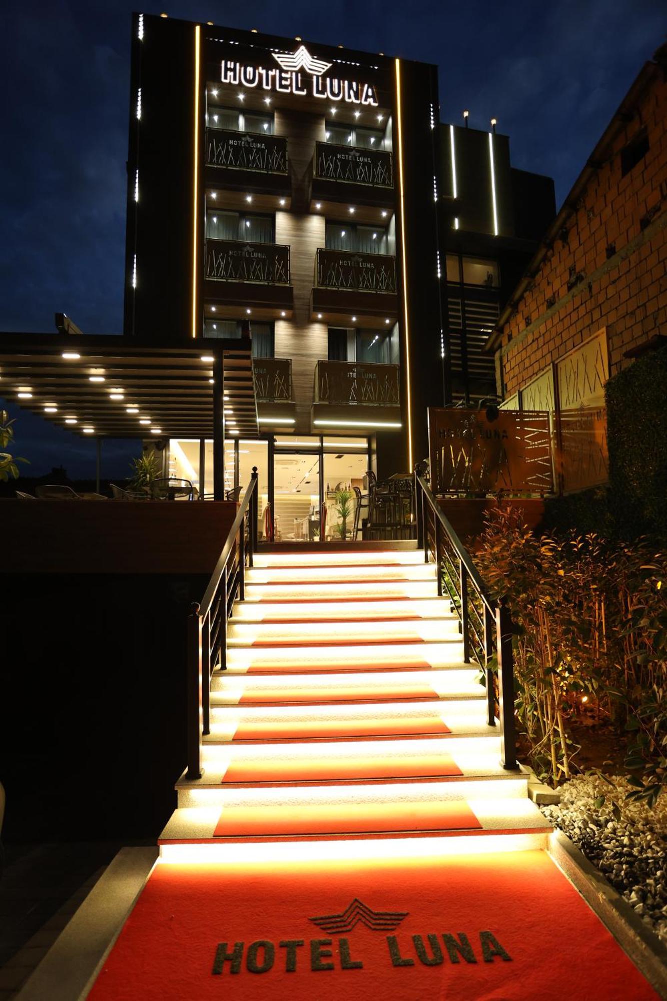 Hotel Luna Prizren Extérieur photo