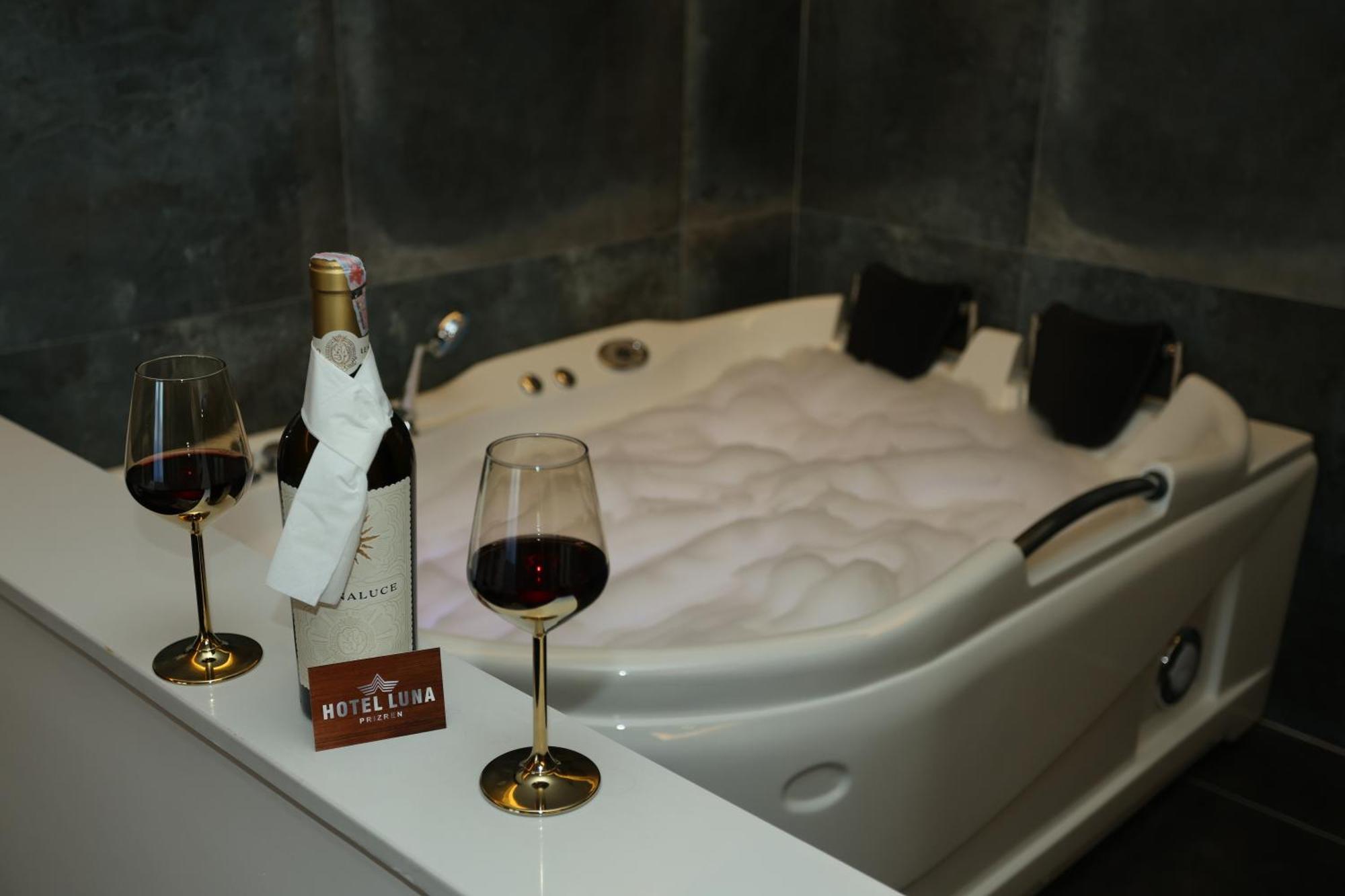 Hotel Luna Prizren Extérieur photo